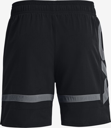 UNDER ARMOUR Loosefit Sportshorts in Schwarz