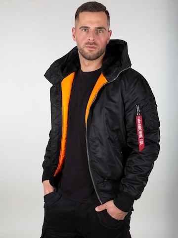 ALPHA INDUSTRIES Overgangsjakke 'MA-1' i sort