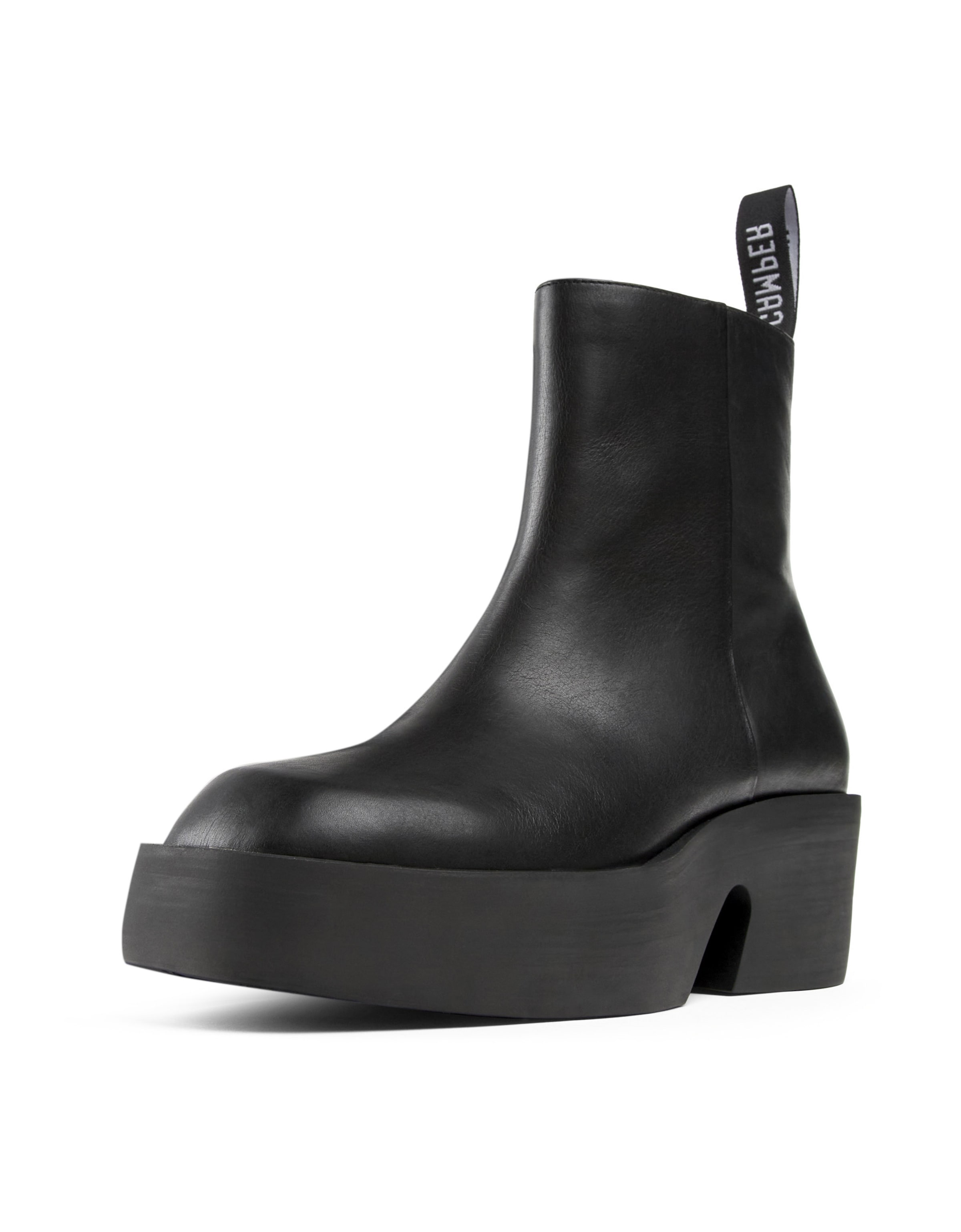 Bottines 'Billie' CAMPER en noir : devant