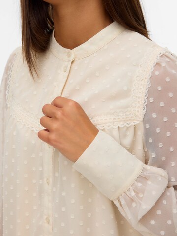 Camicia da donna 'LEAH' di VERO MODA in beige