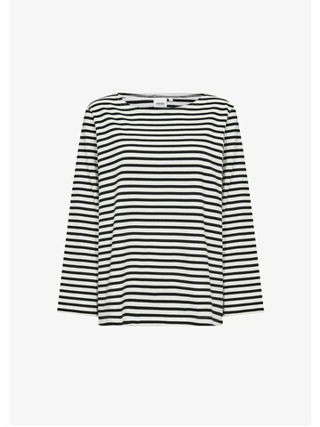 Wasabi Concept Top ' WA-CELESTE 2 ' in Zwart: voorkant