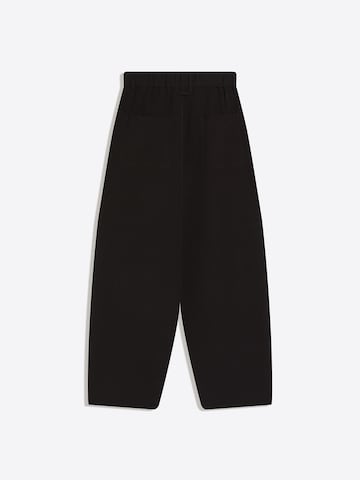 Bershka Wide Leg Bukser med lægfolder i sort