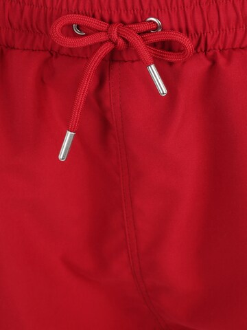 Shorts de bain 'MADDOX' ABOUT YOU x Kevin Trapp en rouge
