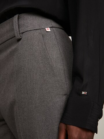 TOMMY HILFIGER Slimfit Pantalon in Grijs