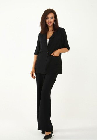 Awesome Apparel Regular Pleat-Front Pants in Black
