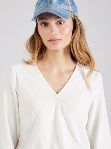 ABOUT YOU - Blusa 'Naja' en blanco