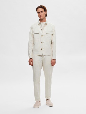 SELECTED HOMME Prehodna jakna 'Martin' | bela barva