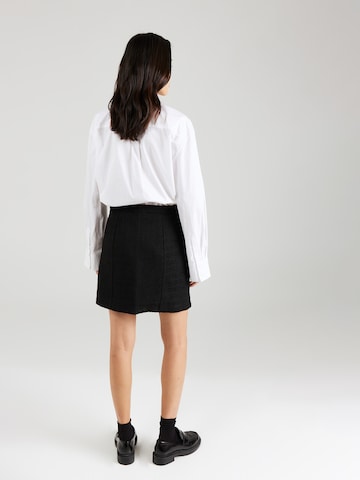 Y.A.S Skirt 'EMERA' in Black