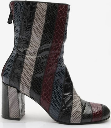 Schumacher Dress Boots in 40 in Mixed colors: front