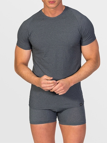 zd ZERO DEFECTS Unterhemd 'Crew-neck T-shirt Egiptian cotton' in Grau: Vorderseite