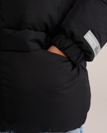 WE FashionPrijelazna jakna - crna boja