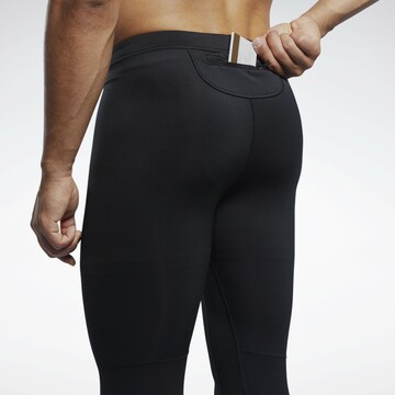 Reebok Skinny Sporthose in Schwarz