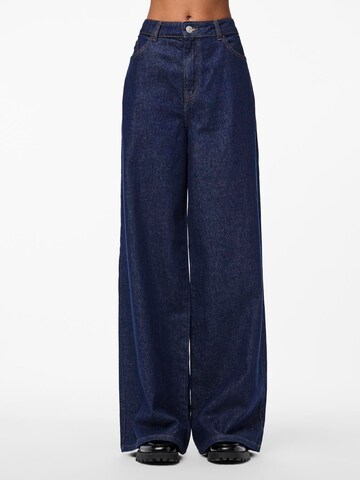 PIECES Wide leg Jeans 'Selma' in Blue: front