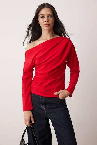 Trendyol Shirt in Rood: voorkant