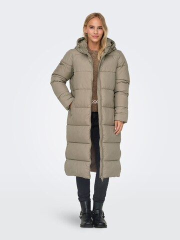 ONLY Vinterfrakke i beige: forside