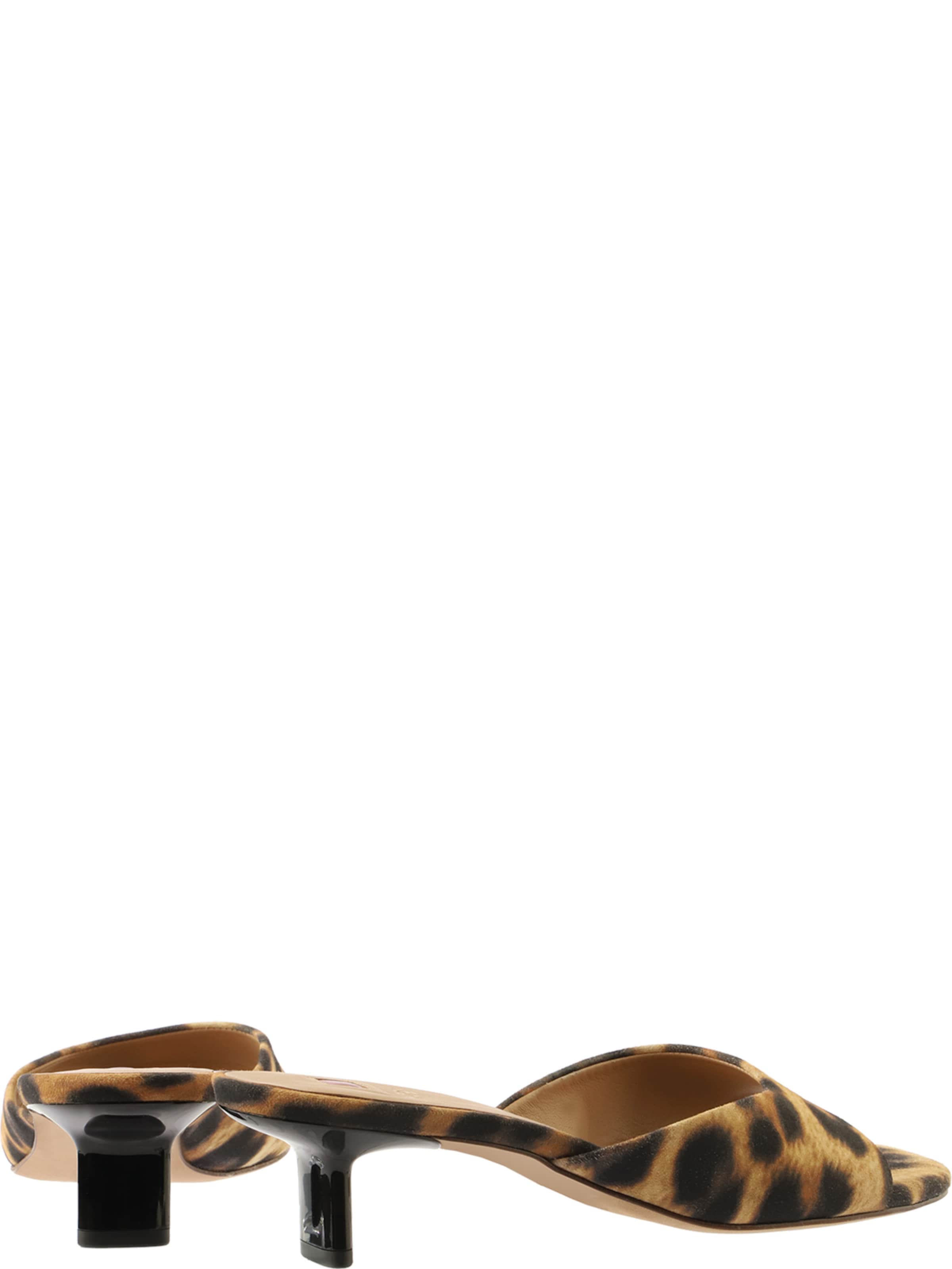 Mule 'Dorina' Högl en marron