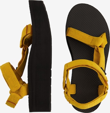 Sandales TEVA en jaune