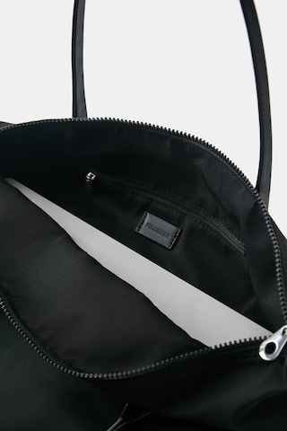 Pull&Bear Shopper in Black