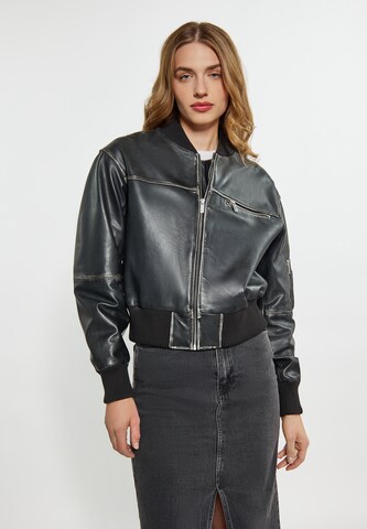 DreiMaster Vintage Between-Season Jacket in Black: front