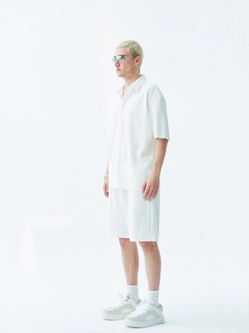 VAMOS CLO Comfort Fit Skjorte 'Reunion' i hvid