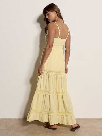 Apricot Dress ' ' in Yellow