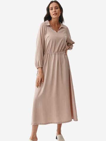 TATUUM - Vestido 'MALTA' en beige