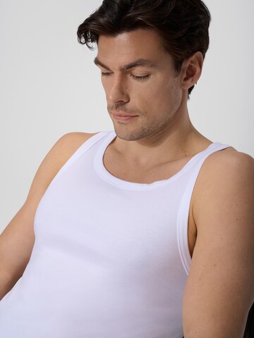 Ammann Tanktop ' Close To You ' in Weiß