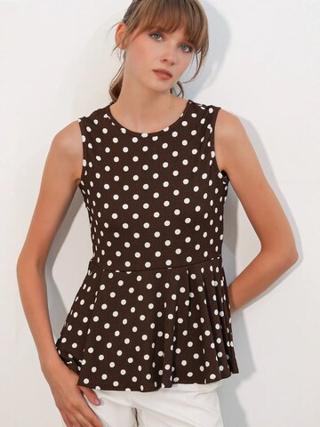 Bigdart Blouse in Bruin