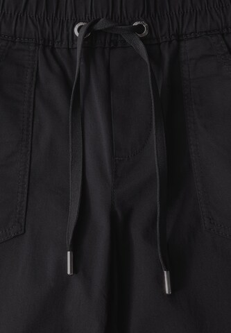STREET ONE Slim fit Pants in Black