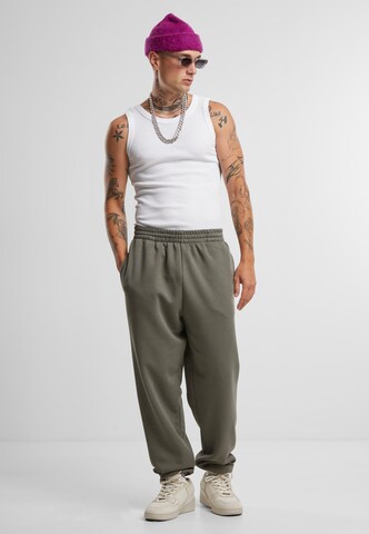Karl Kani Tapered Nadrág - szürke
