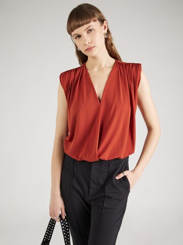 Trendyol Blouse body in Bruin: voorkant