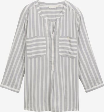 Bluză de la TOM TAILOR pe alb: față