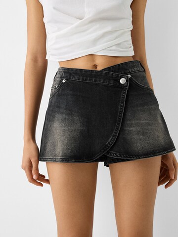 regular Jeans di Bershka in nero