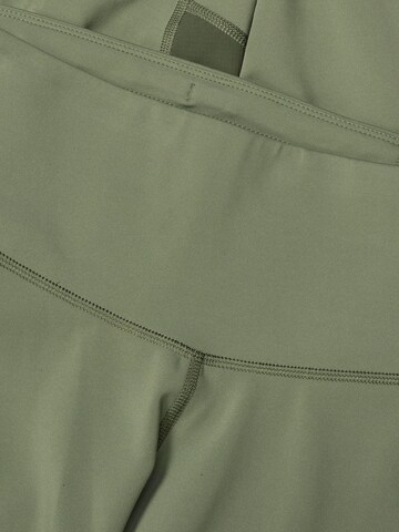 MAMMUT Skinny Sporthose ‘Zinal Hybrid’ in Grün
