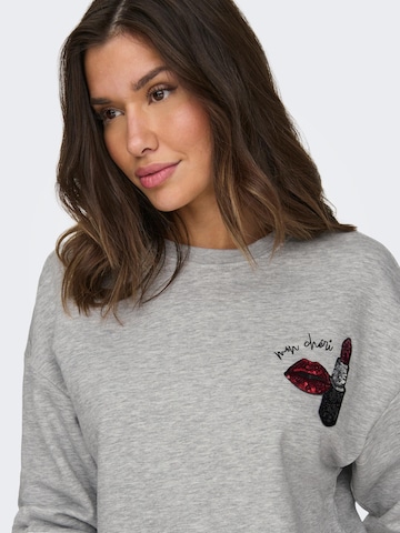 ONLY - Sweatshirt 'KINJA' em cinzento