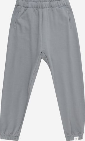 Calvin Klein Jeans Tapered Pants in Grey: front