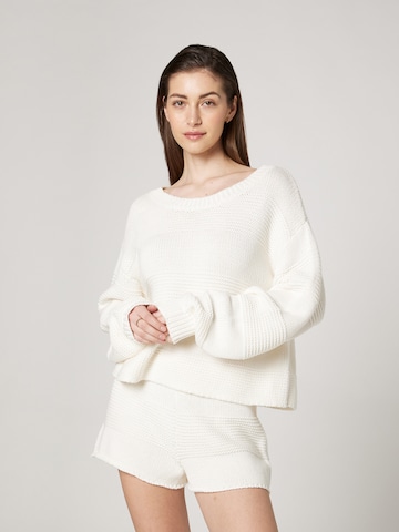 LENI KLUM x ABOUT YOU Sweater 'Irina' in White: front