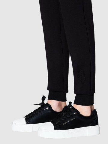 Effilé Pantalon ARMANI EXCHANGE en noir