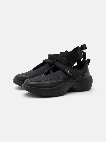 Jordan Sneakers in Black