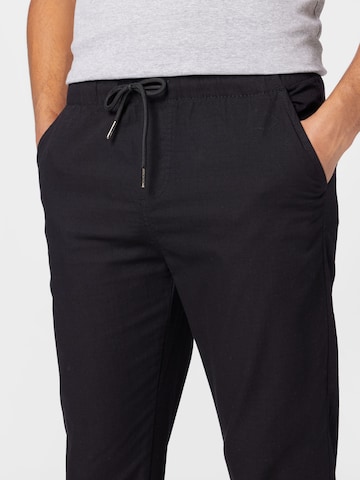 Denim Project Tapered Pants 'JUTA' in Black