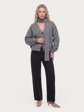 Cardigan ATRE en gris