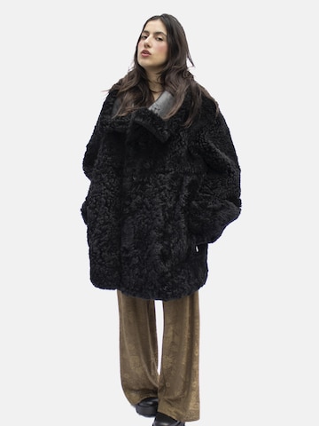 Just things we like - Abrigo de invierno 'MIO Reversible Shearling Coat' en negro