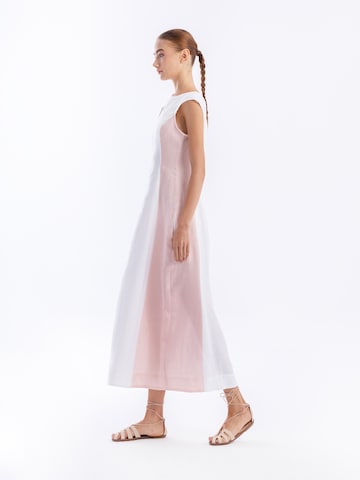 Abito 'Dreams In Bloom' di Haris Cotton in bianco