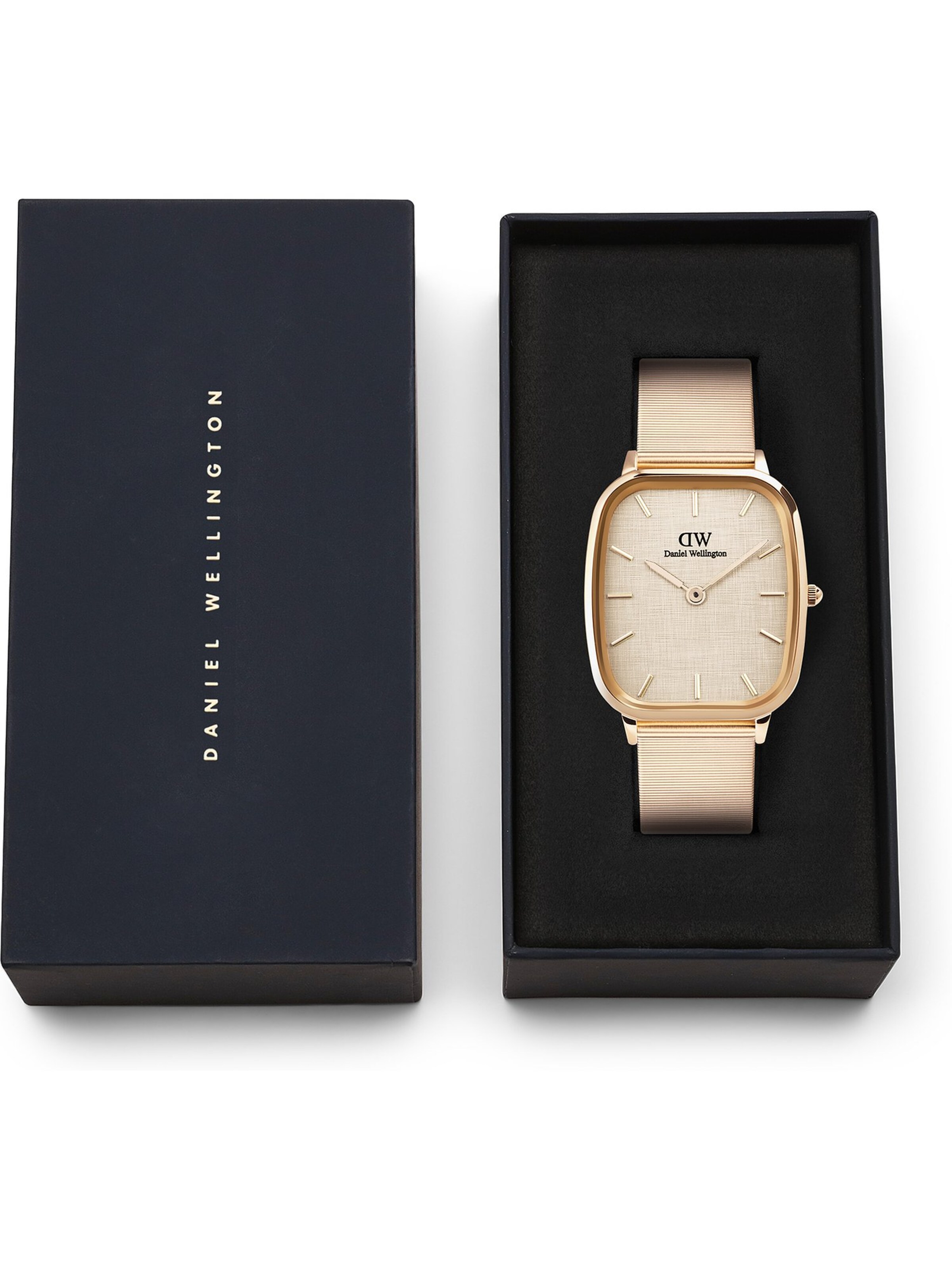 Daniel Wellington Analog Watch in Gold