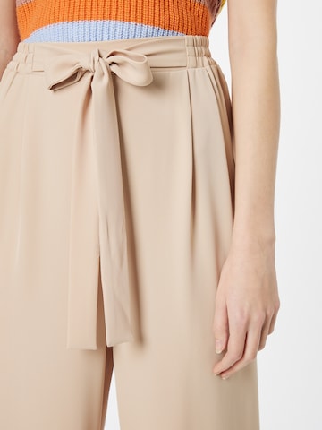 Soyaconcept Wide leg Veckad byxa i beige