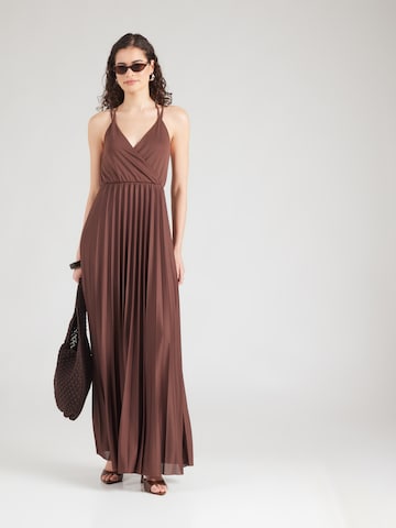 Robe de soirée 'Perla' ABOUT YOU en marron