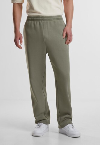 Loosefit Pantaloni di Urban Classics in verde: frontale