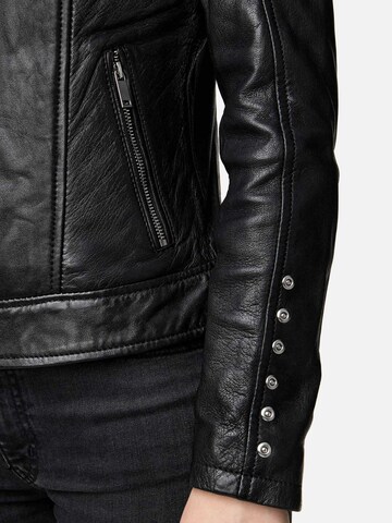 Tazzio Übergangsjacke 'F521'‌‌‌‌‌ in Schwarz