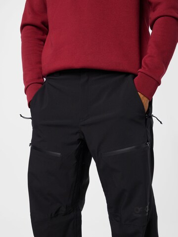 OAKLEY Regular Outdoor Pants in Black