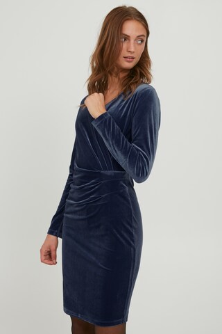 b.young - Vestido 'PERLINA' en azul: frente